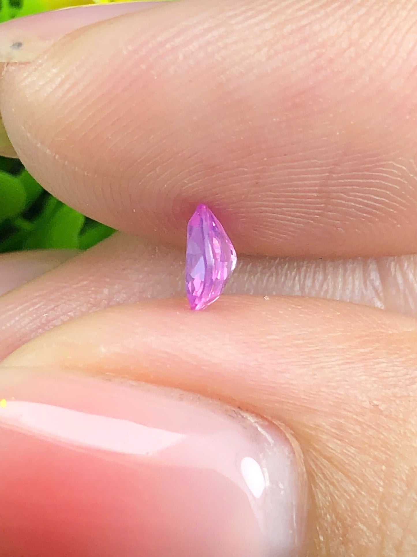 Natural pink silky Sapphire LucYen 0.37ct _29062612HG