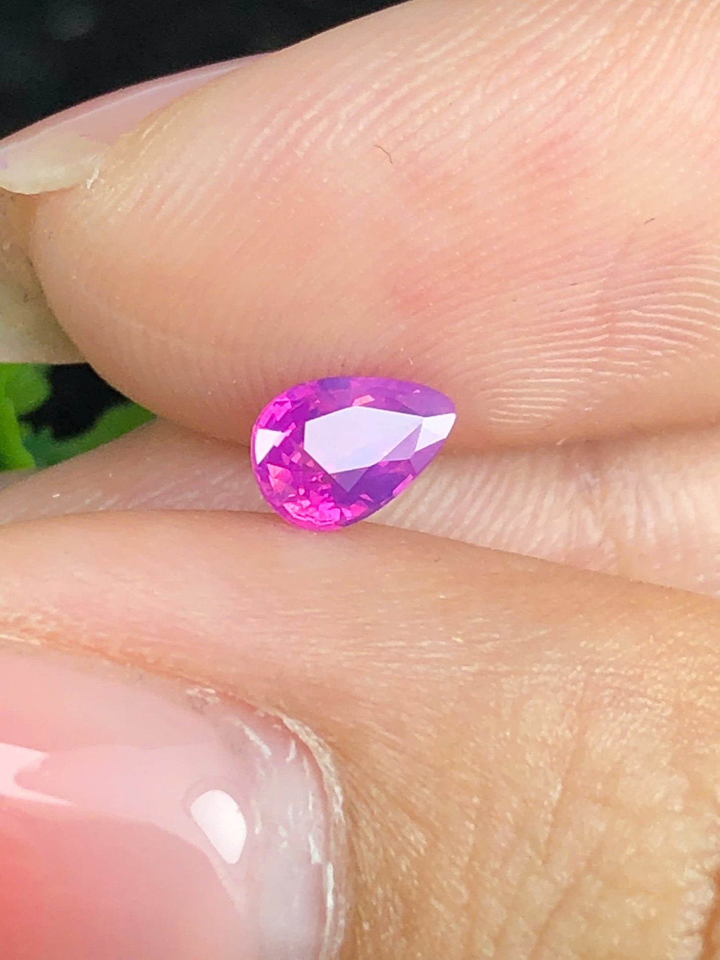Natural hot pink milky Sapphire LucYen 0.5ct _16072606HA