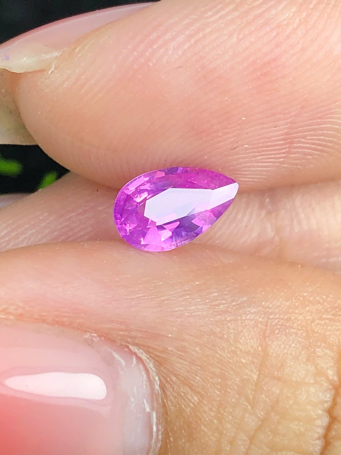 Natural hot pink milky Sapphire LucYen 0.7ct _16072609HA