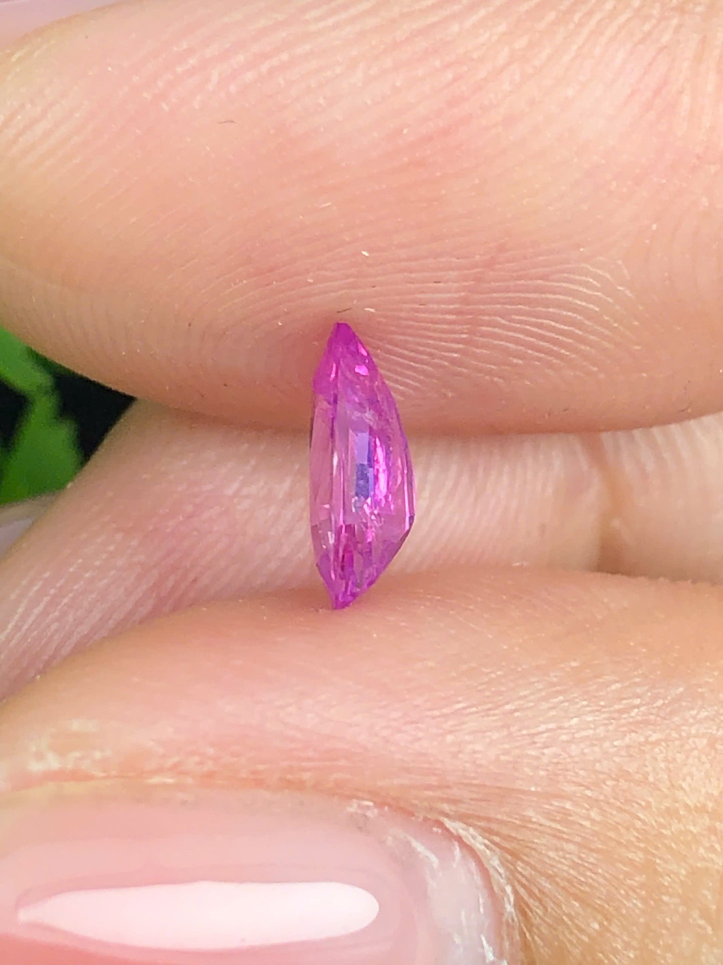 Natural hot pink milky Sapphire LucYen 0.7ct _16072609HA