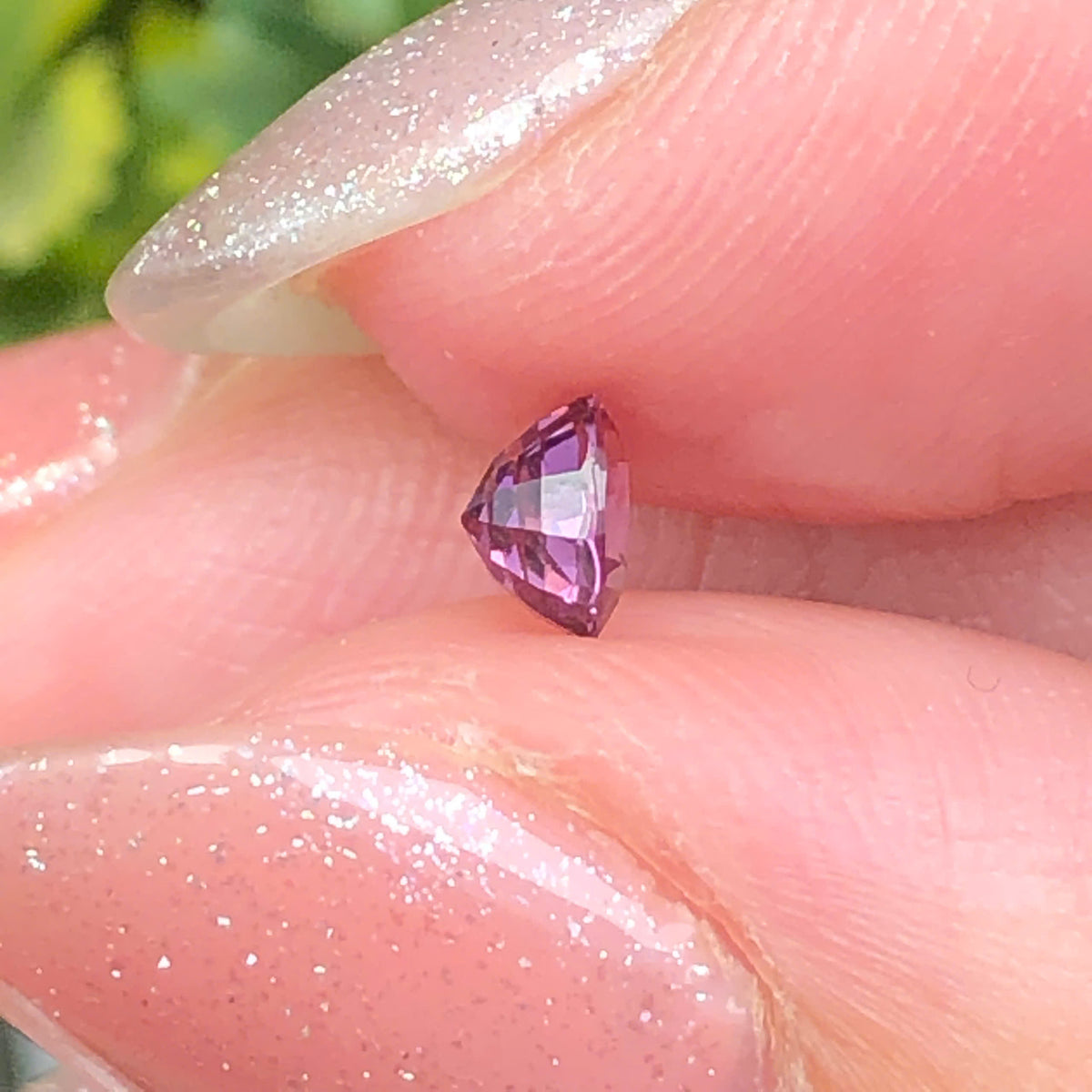 Natural purple spinel Luc Yen 0,35ct  _ 010842HG