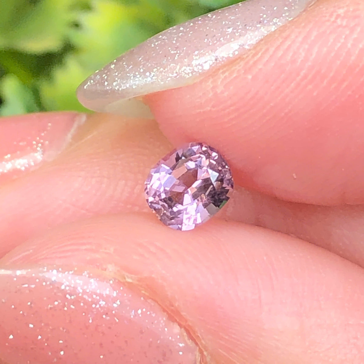 Natural purple spinel Luc Yen 0,48ct _ 010843HG