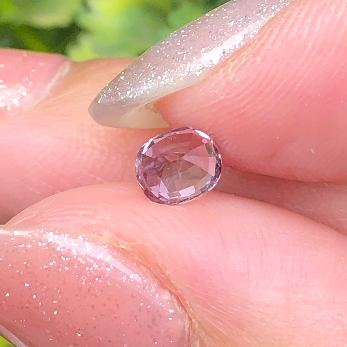 Natural purple spinel Luc Yen 0,48ct _ 010843HG