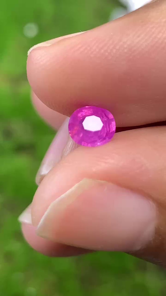 Natural Sapphire VietNam 26082501