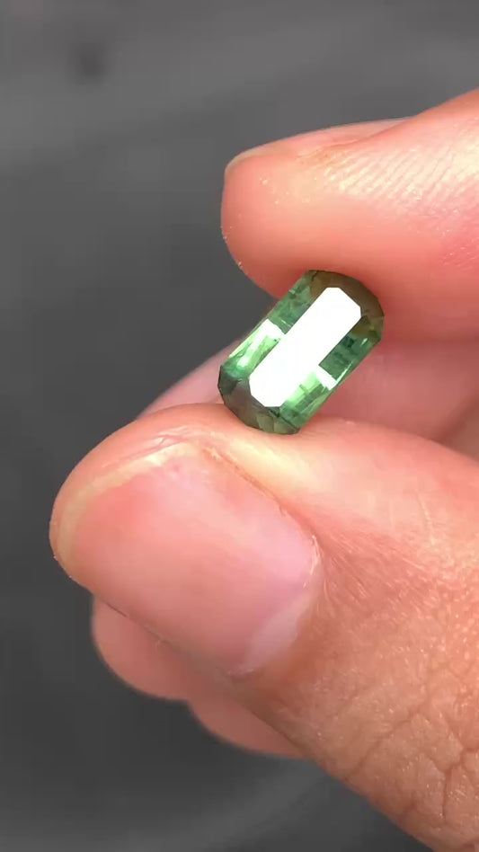 Green sapphire