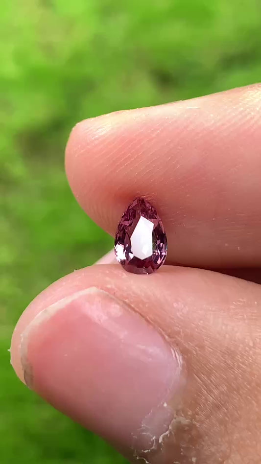 Natural Spinel VietNam 05082513
