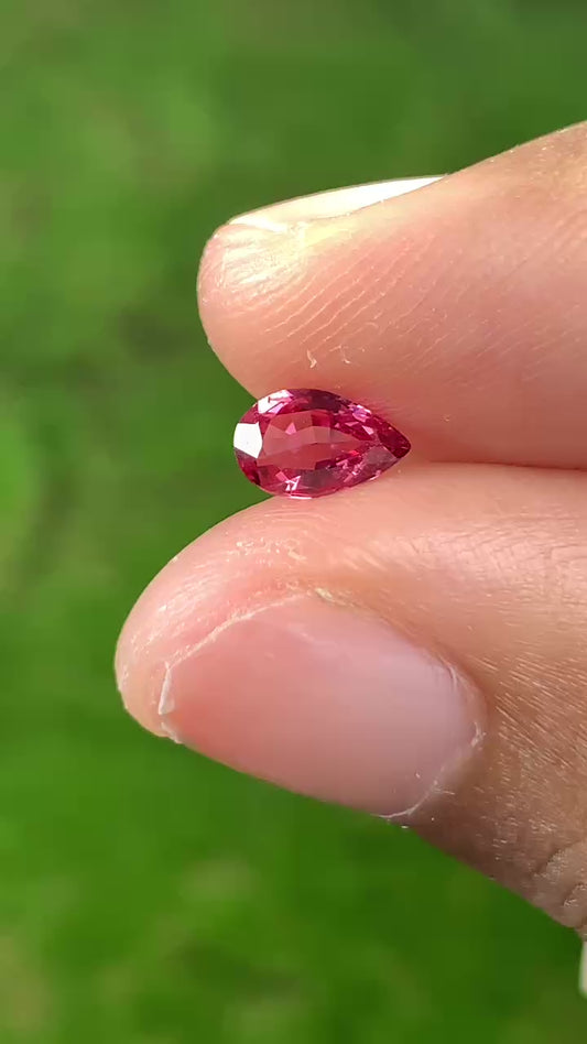 Natural Spinel VietNam 16072529