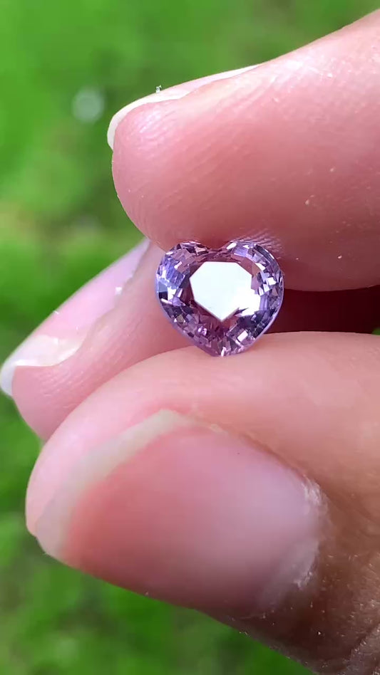 Natural Spinel VietNam 28082502