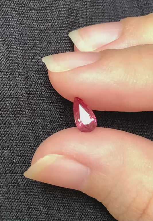 Natural Red Spinel LucYen 0.695ct -16102503