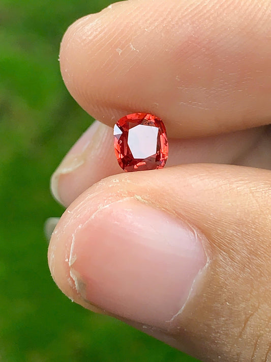 Natural Spinel VietNam 16072520