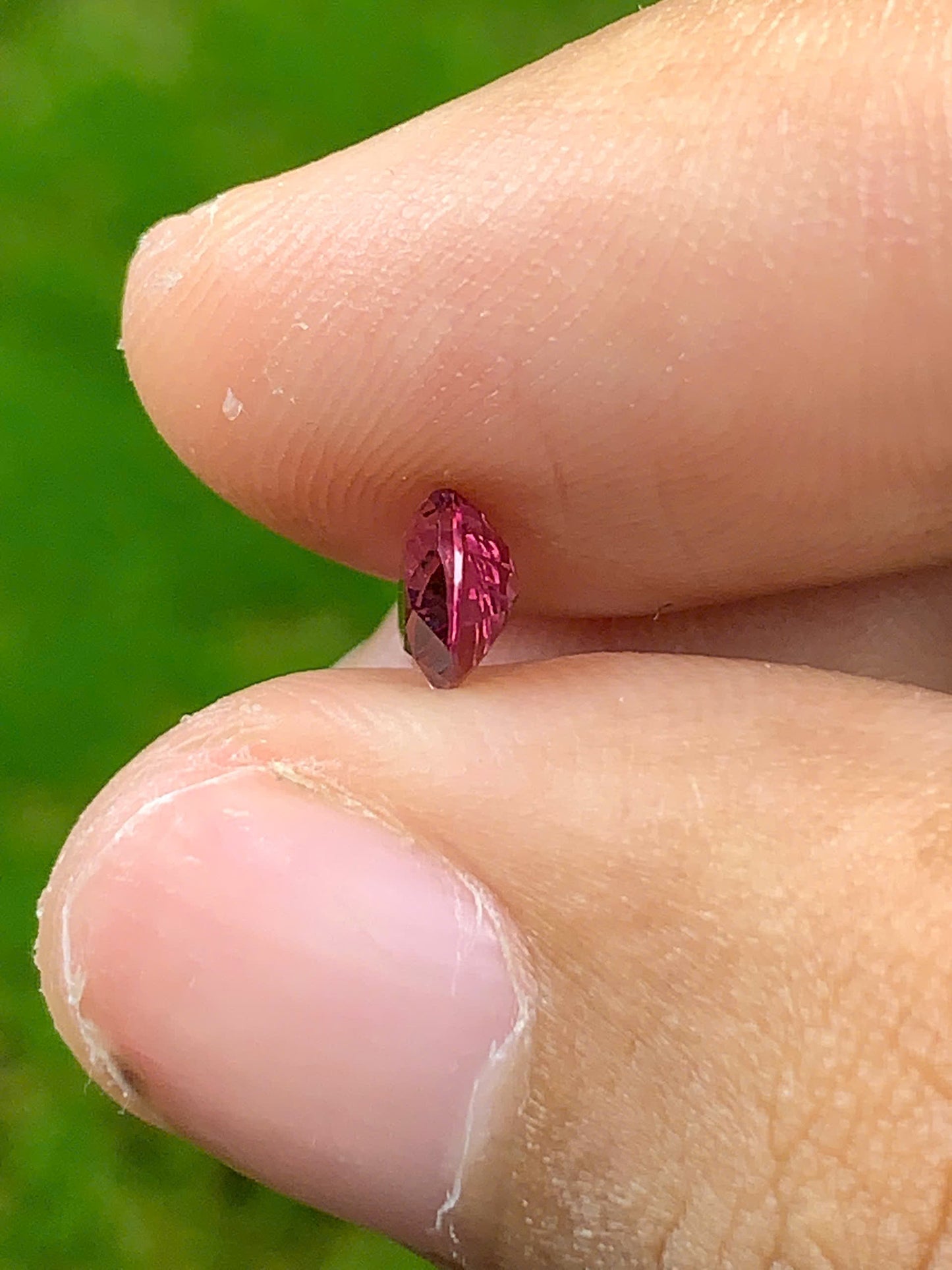 Spinel natural VietNam 16072528