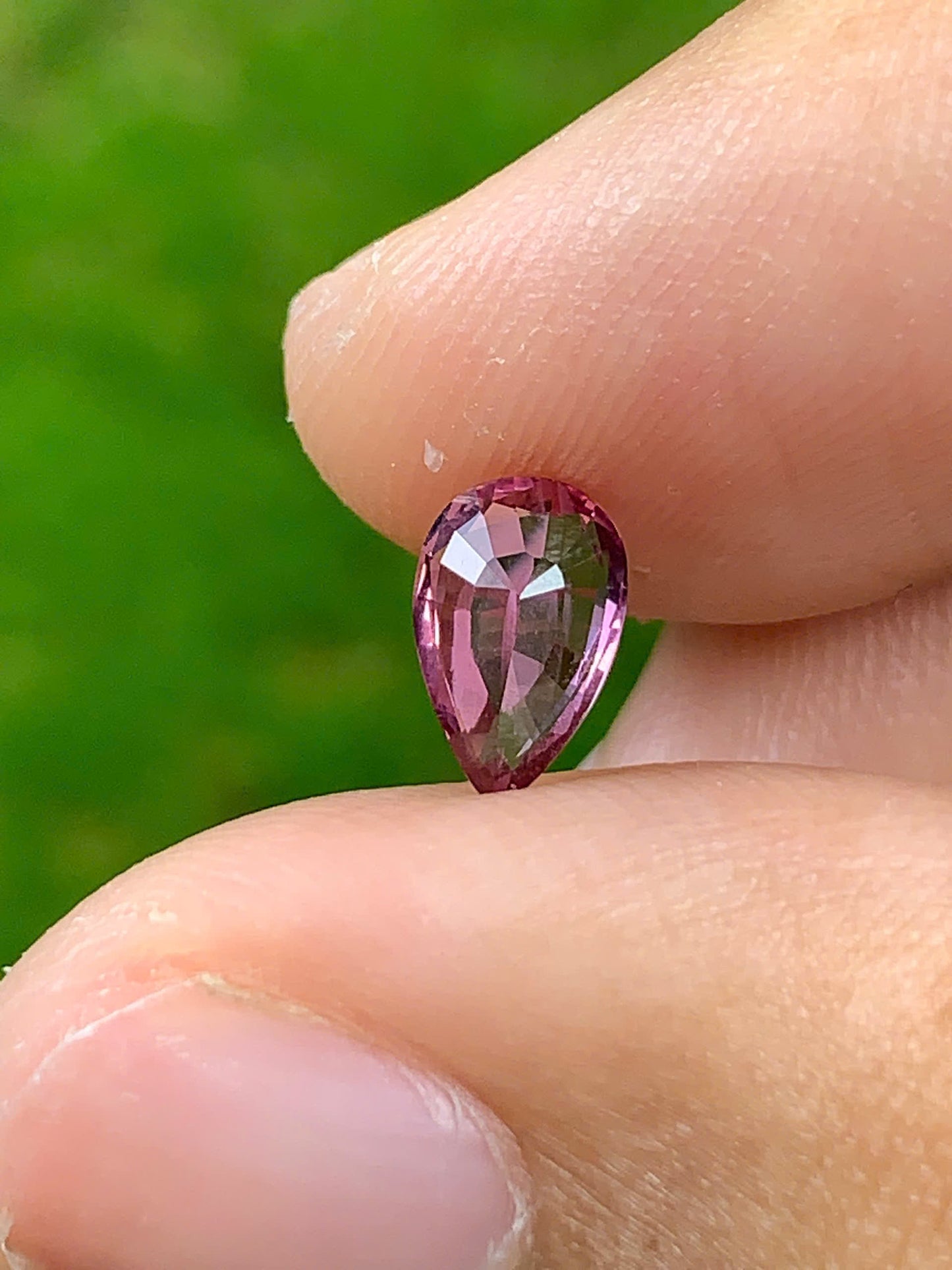 Spinel natural VietNam 16072528