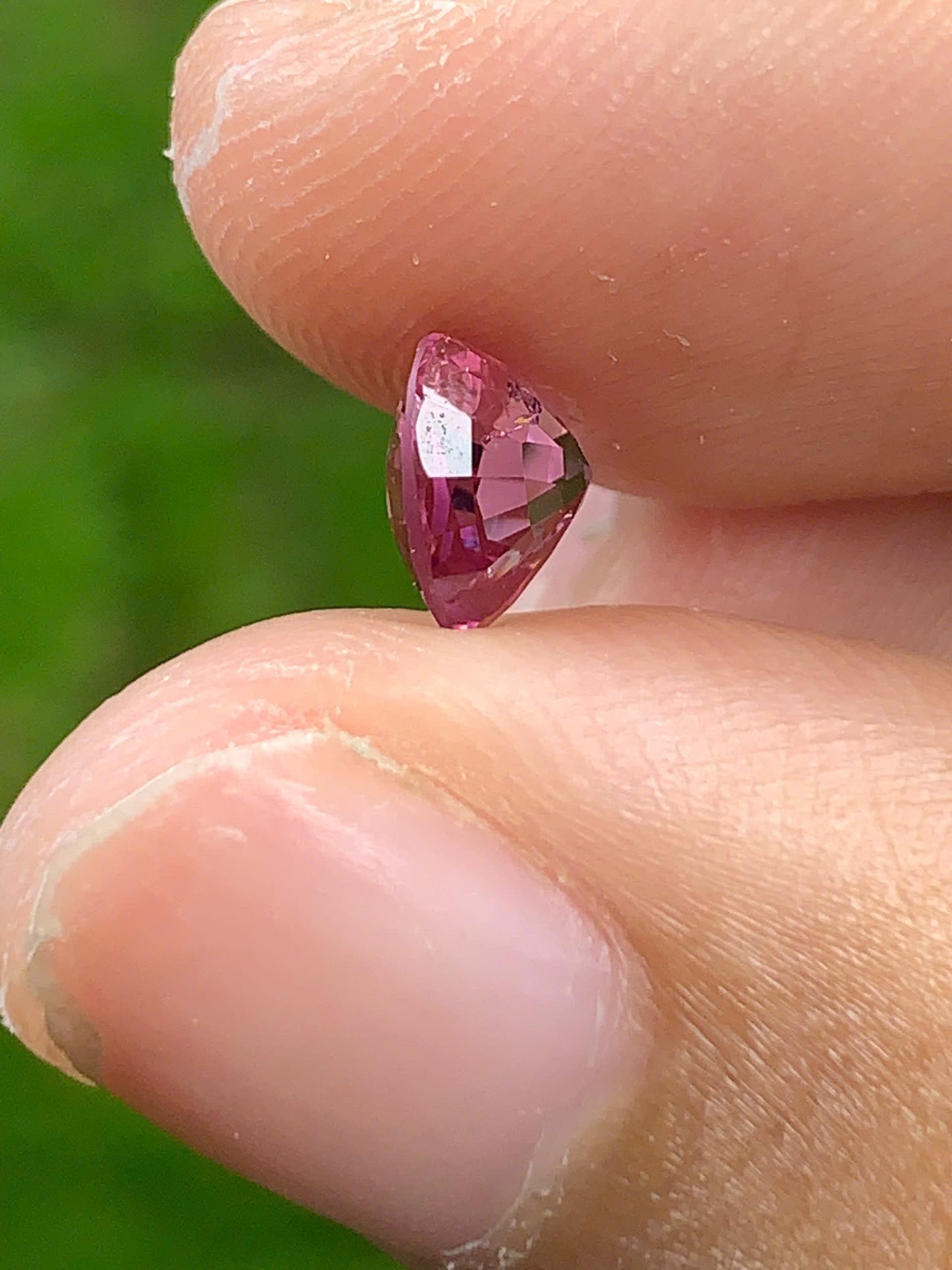 Purple Spinel VietNam 22072518