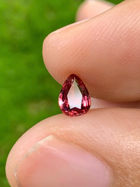 Natural red spinel LucYen VietNam 01082508