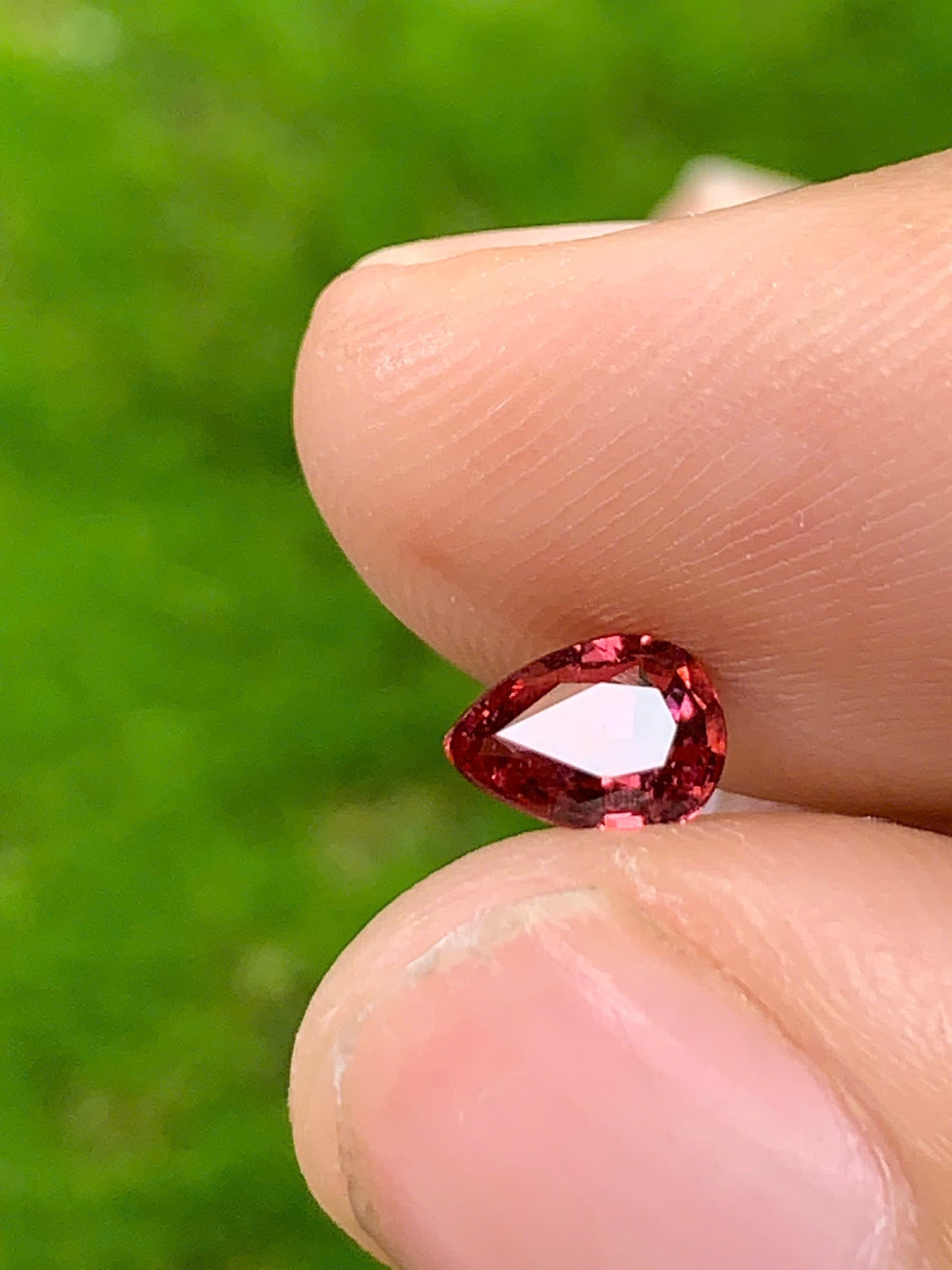 Natural red spinel LucYen VietNam 01082508