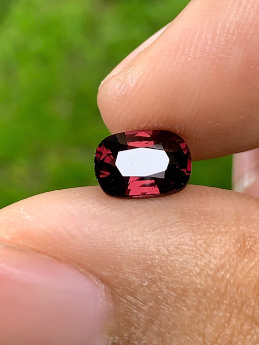 Natural Spinel VietNam 04082507
