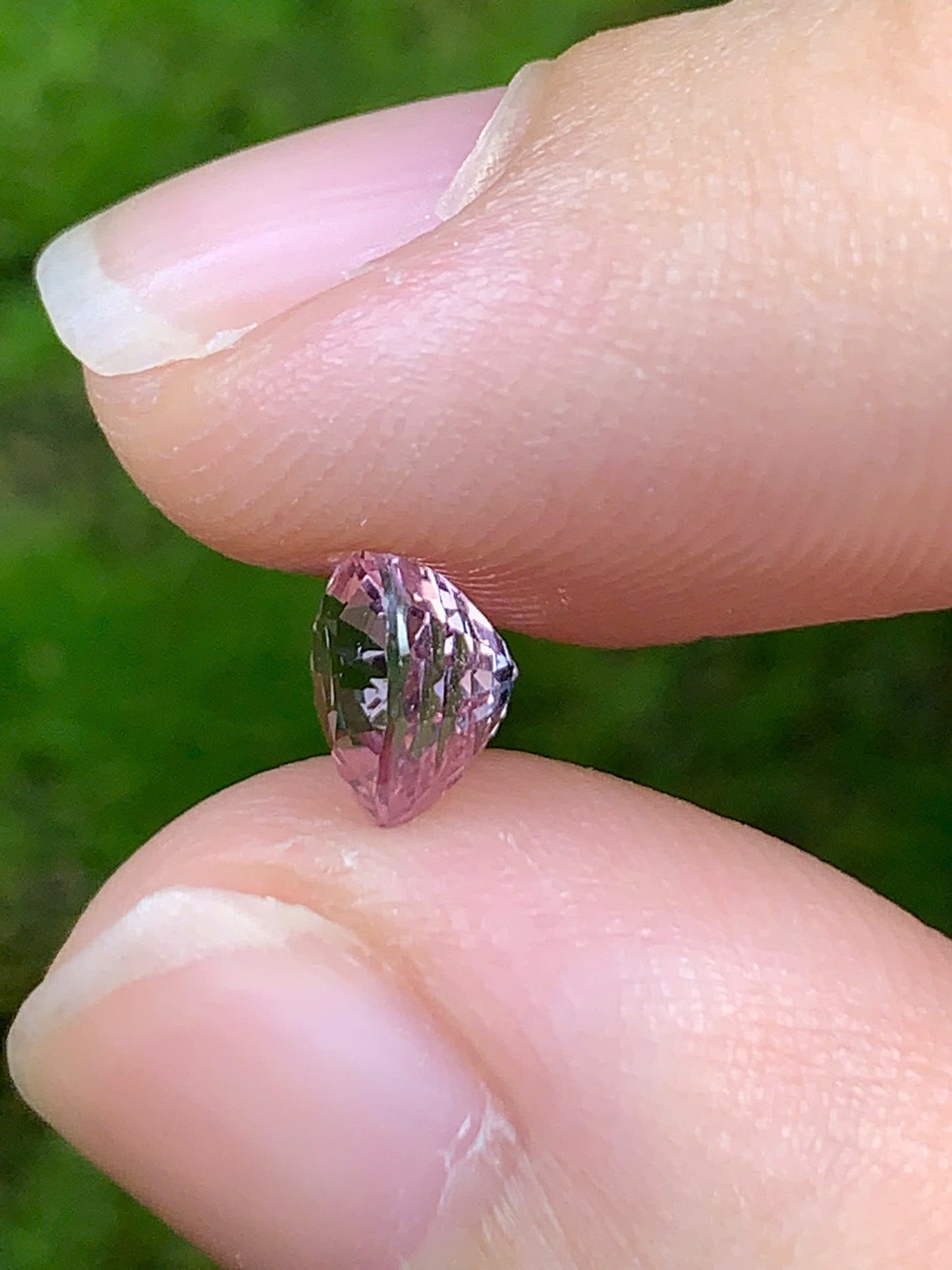 Natural Pink Spinel LucYen VietNam 07082501