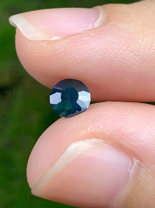 Natural Green Sapphire LucYen VietNam 07082504
