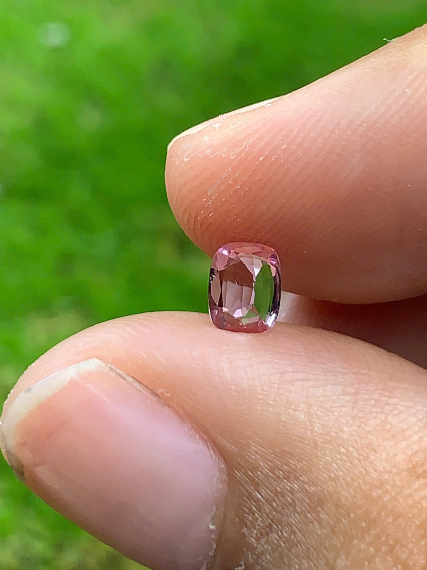 Natura Light Pink spinel LucYen 0.41ct - 08082528
