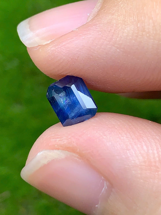 Natural Blue Sapphire LucYen VietNam 0908257