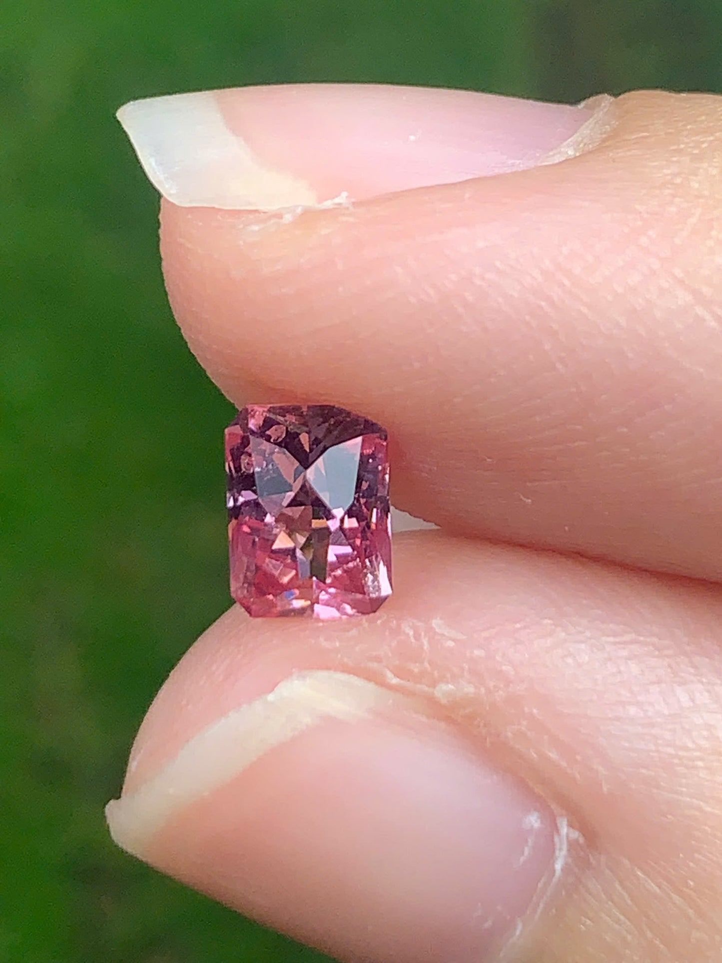 Natura spinel LucYen 0.46ct - 14082528