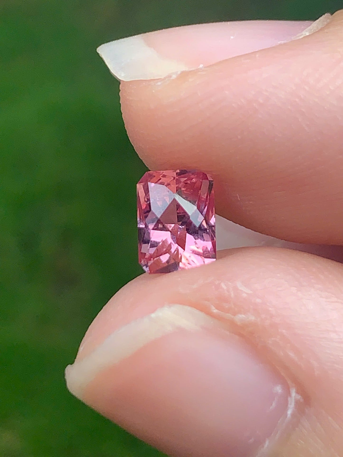 Natura spinel LucYen 0.46ct - 14082528