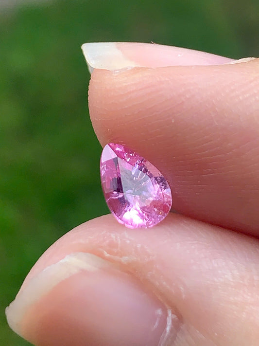 Natural Spinel VietNam 14082529