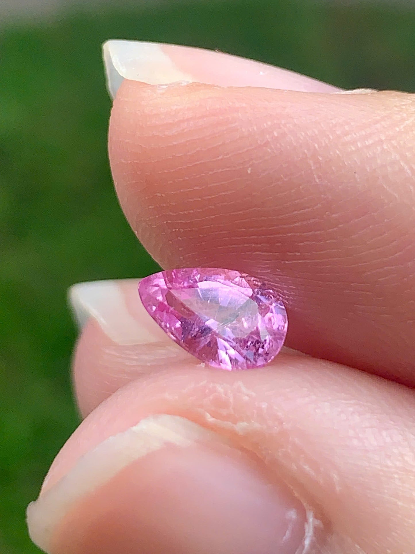 Natural Spinel VietNam 14082529