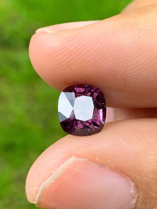 Natural Spinel VietNam 15082501