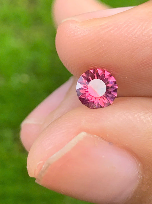 Natural Spinel VietNam 15082528