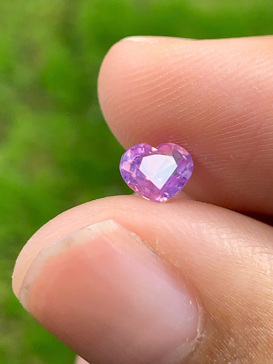 Natural pink heart sapphire LucYen _ 18082510