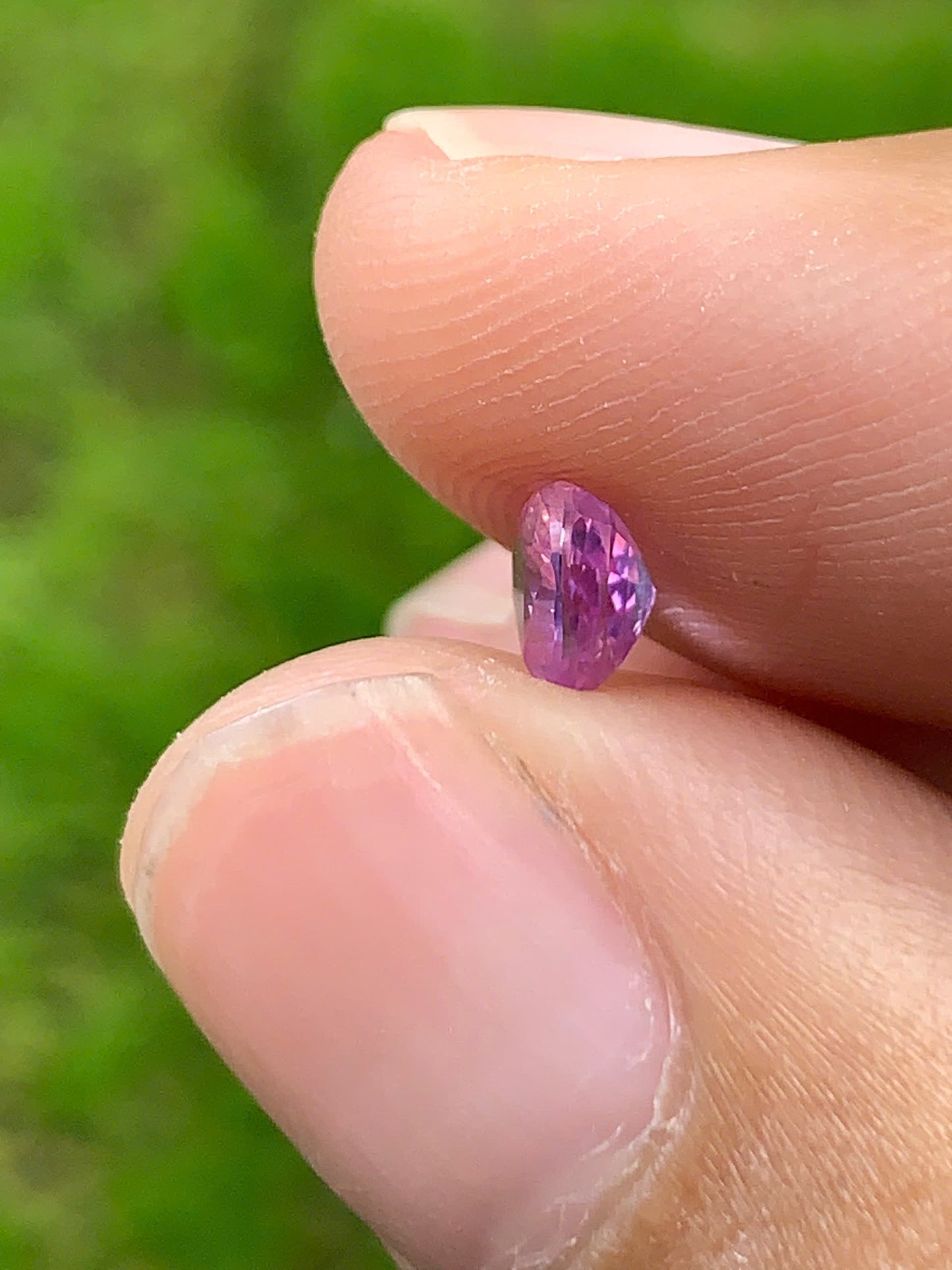 Natural pink heart sapphire LucYen _ 18082510