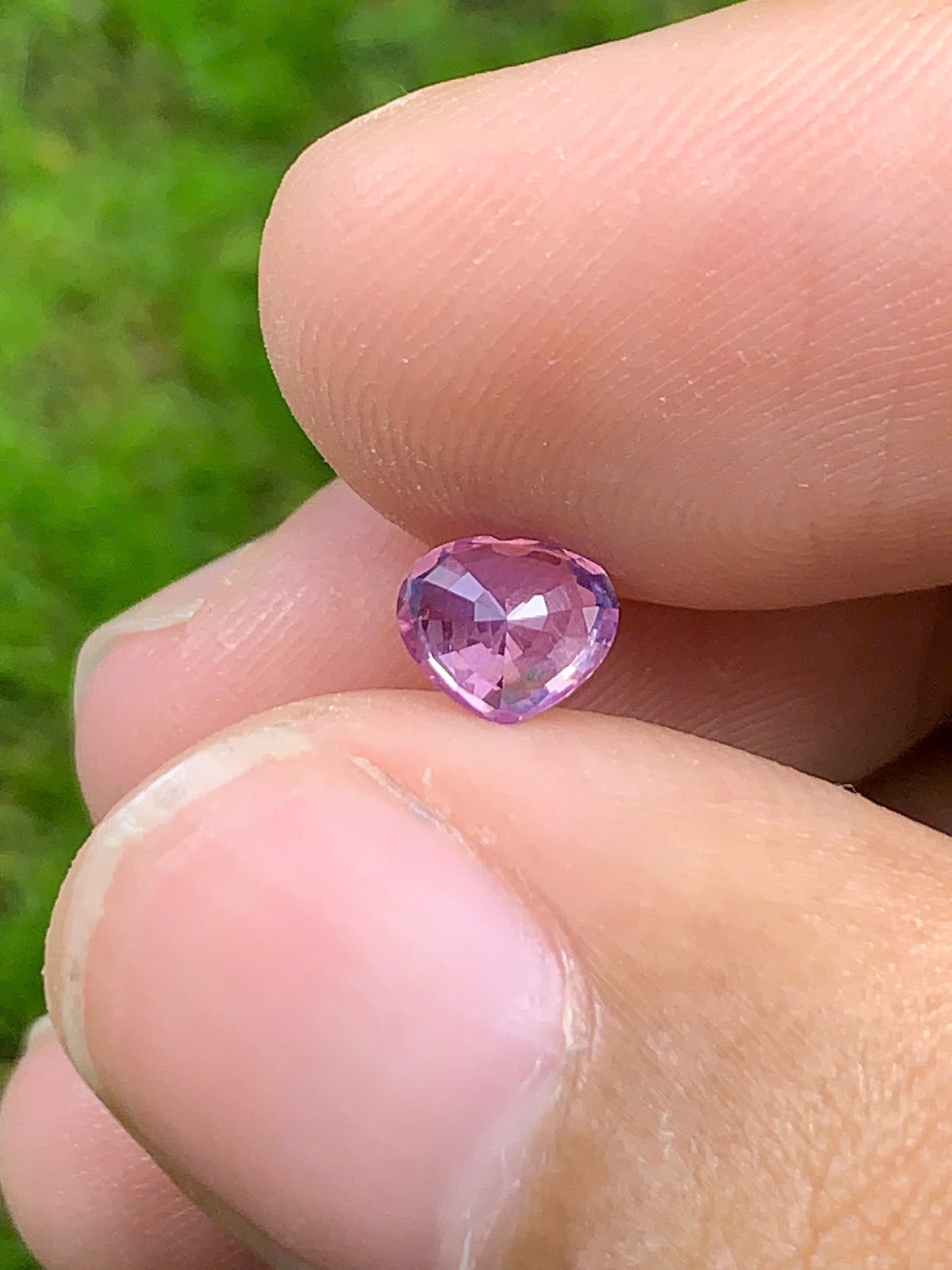 Natural pink heart sapphire LucYen _ 18082509