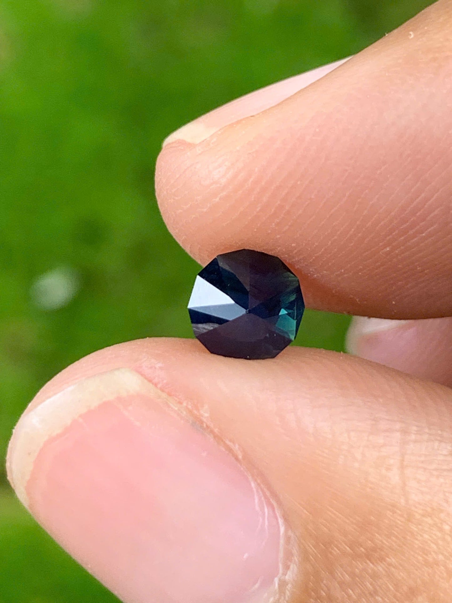 Natural Sapphire Phan Thiet VietNam 19082511