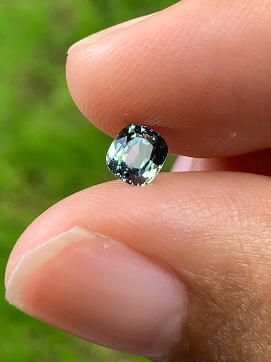 Natural Green Sapphire LucYen _ 26082516