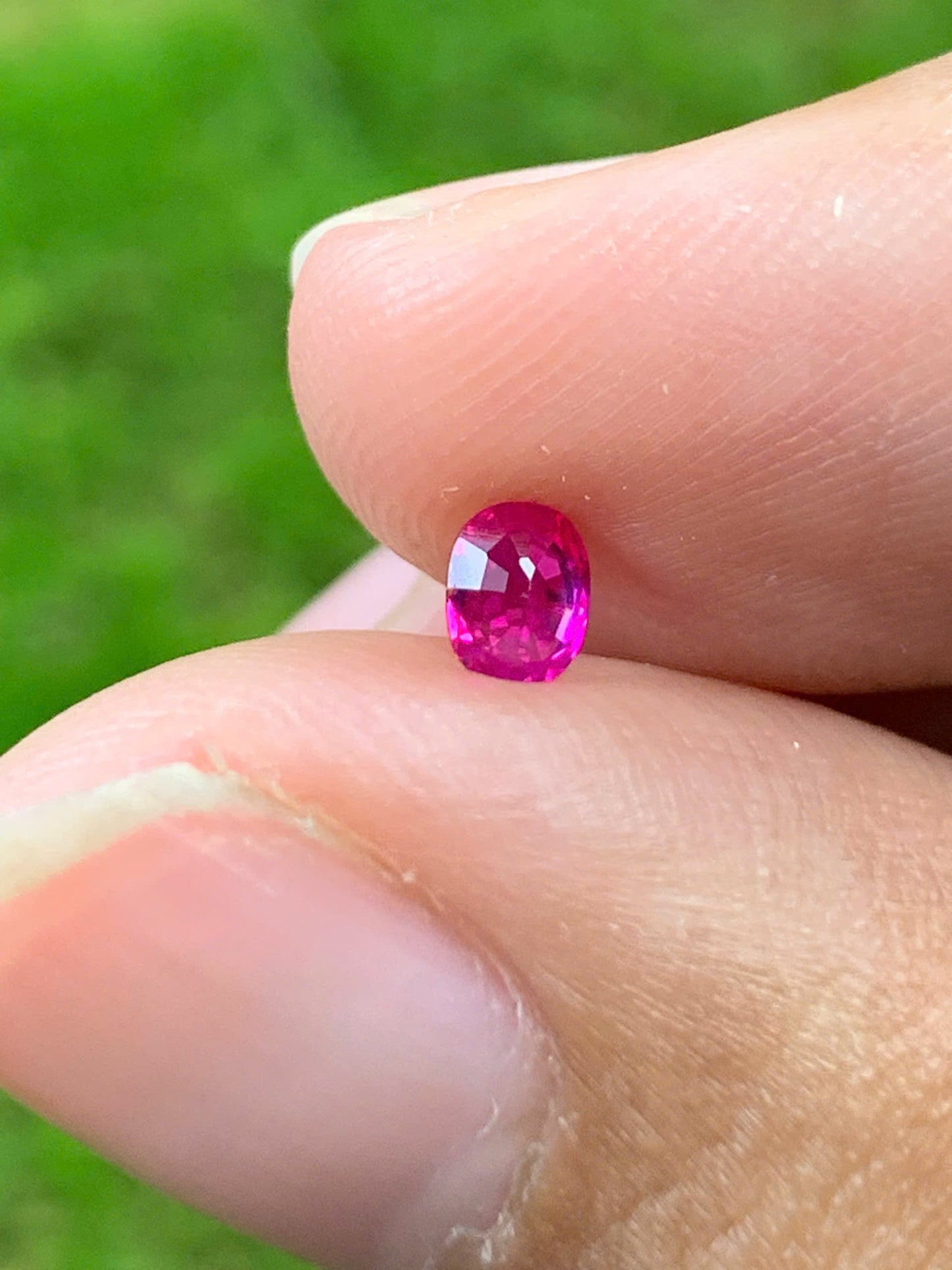 Natural Sapphire VietNam 30082506