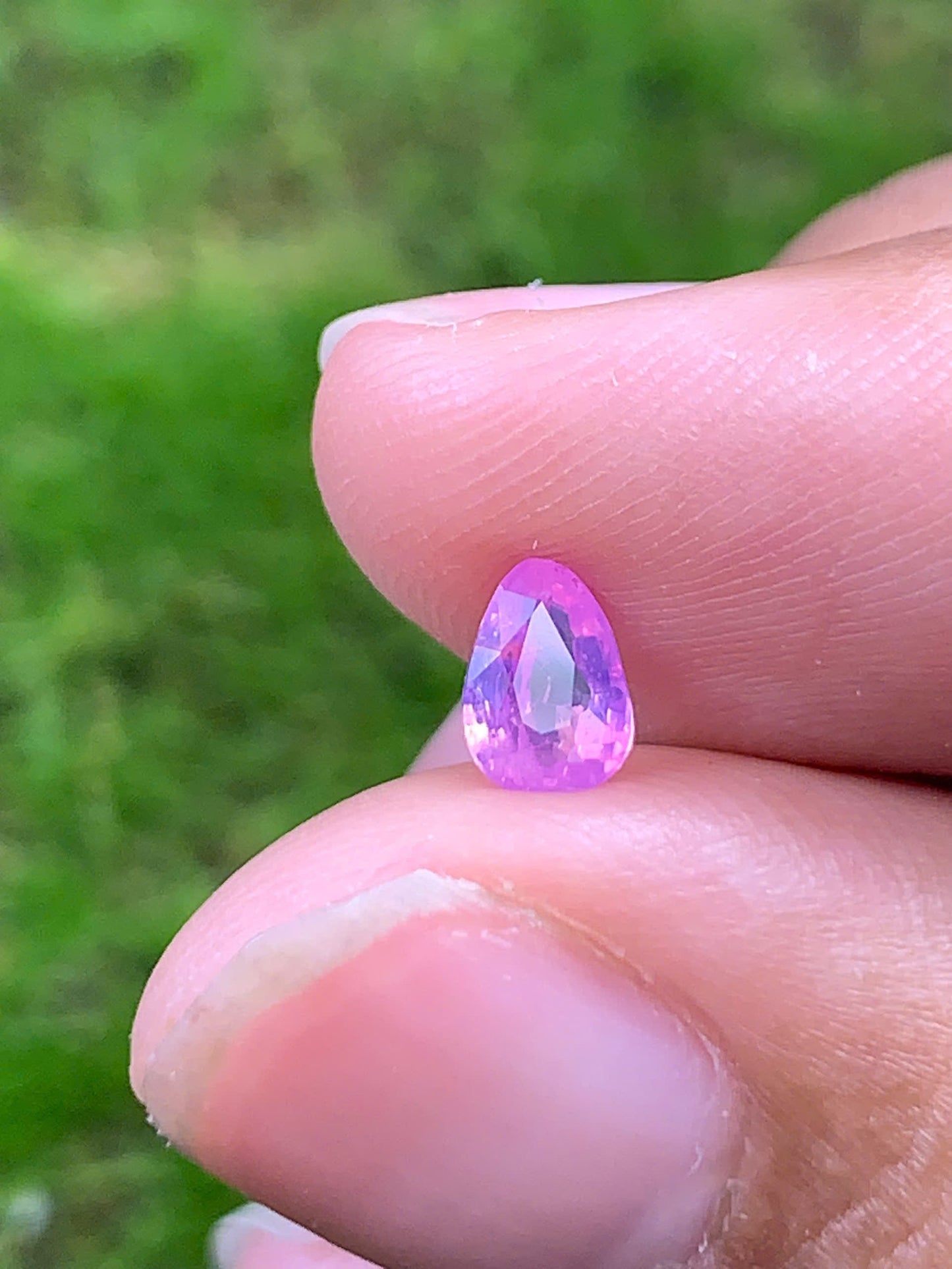 Natural Sapphire VietNam 30082522