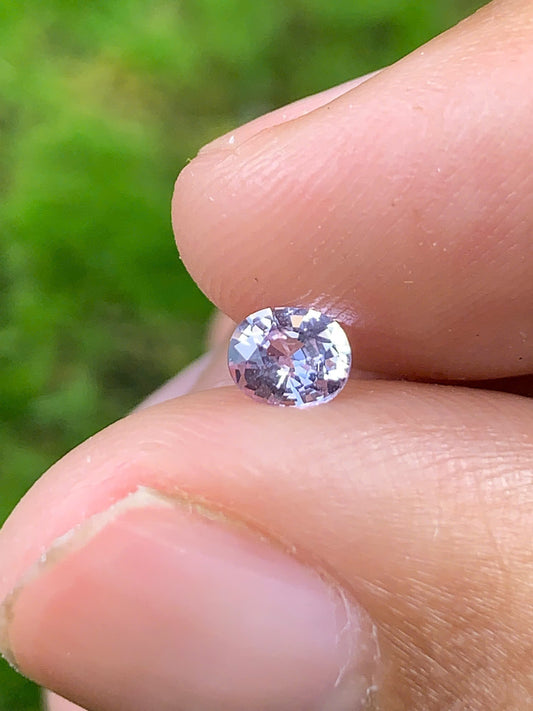 Natural White Spinel LucYen VietNam 01092507