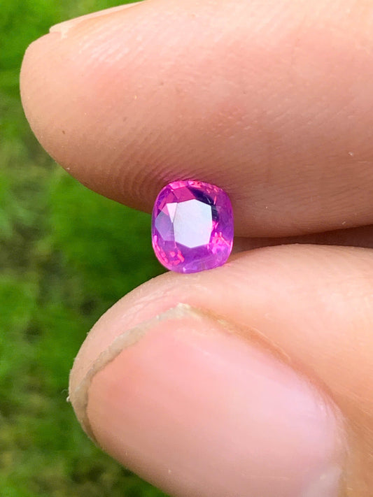 Natural Pink Sapphire VietNam 01092518