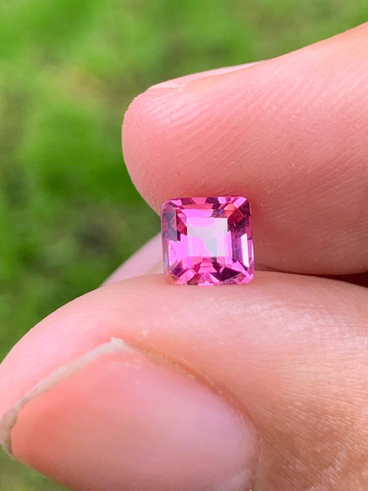 Natural Pinkish Red Spinel LucYen VietNam 0409217