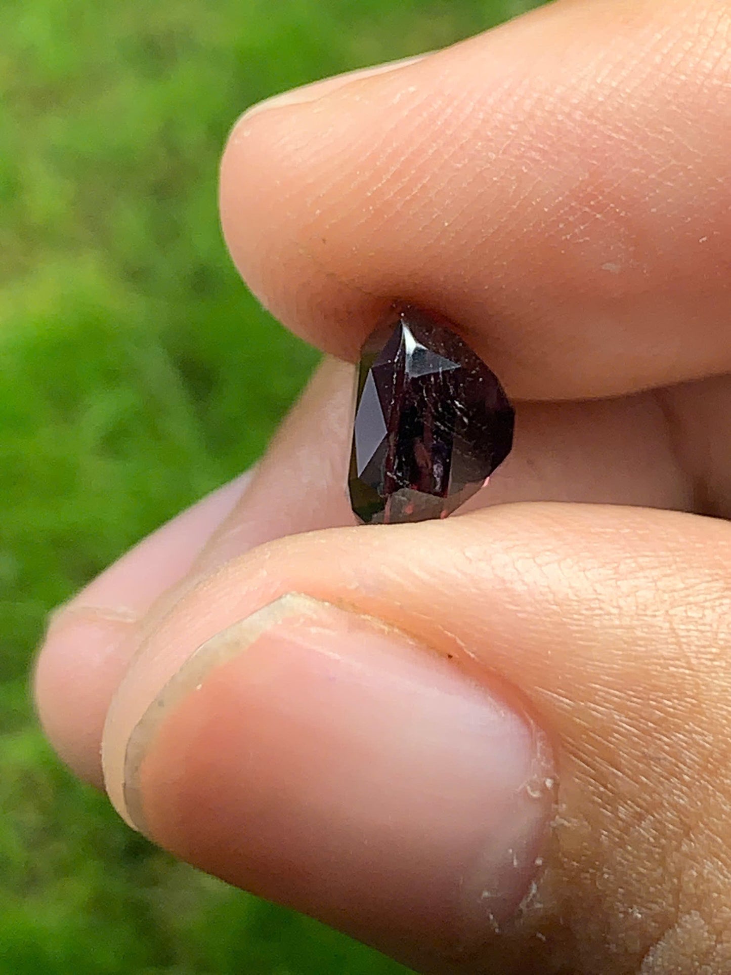 Natural Spinel LucYen 2.56ct - 06092523