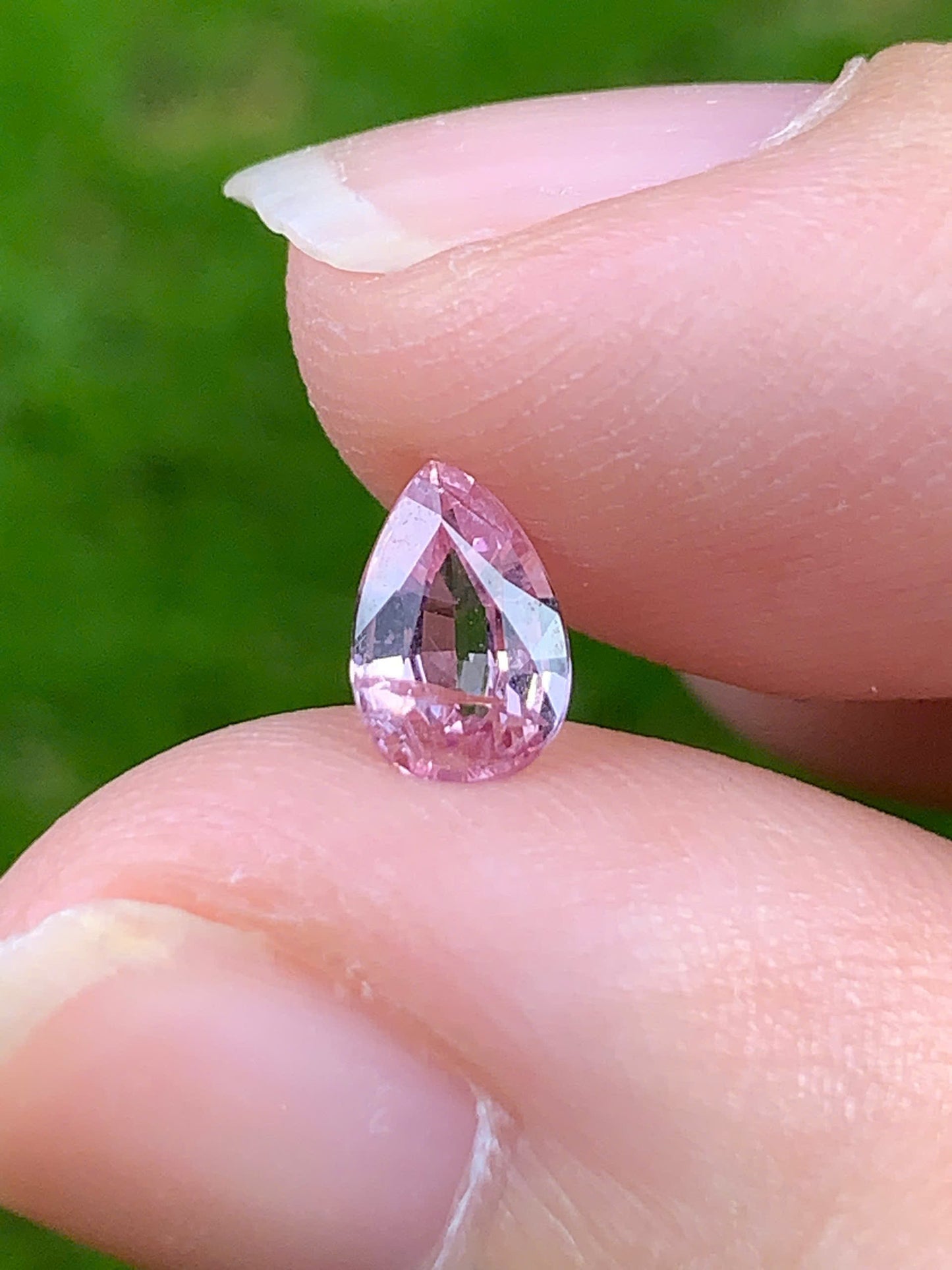 Natural light purple spinel LucYen 0.60ct - 10092537
