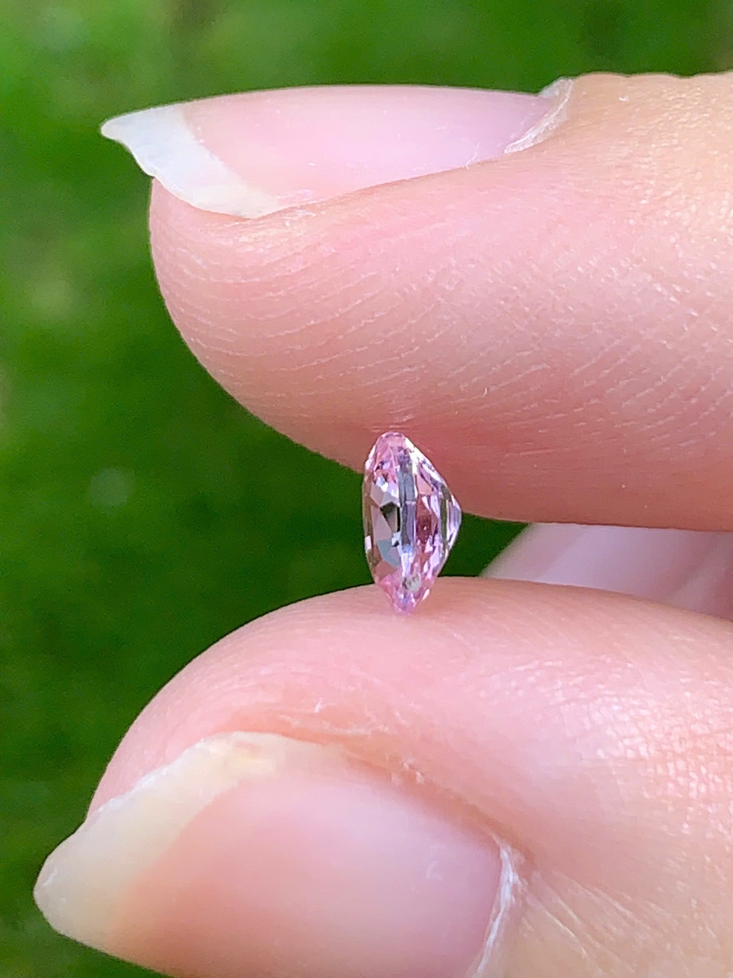 Natural Pinkish White sapphire LụcYên 0.44ct_ 10092542