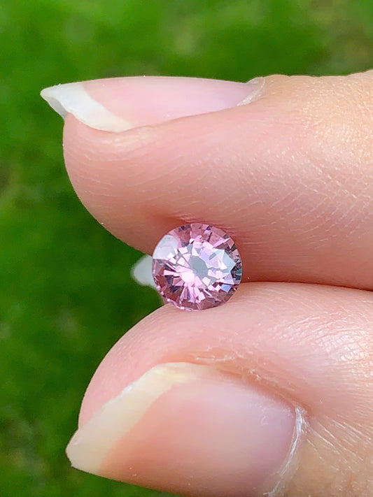 Natural purple spinel LucYen 0.60ct - 10092544