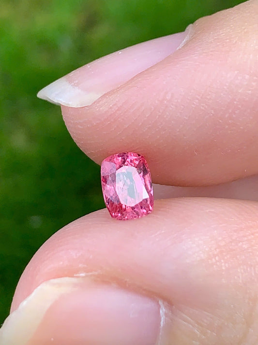 Natural pink spinel LucYen 0.46ct - 12092505