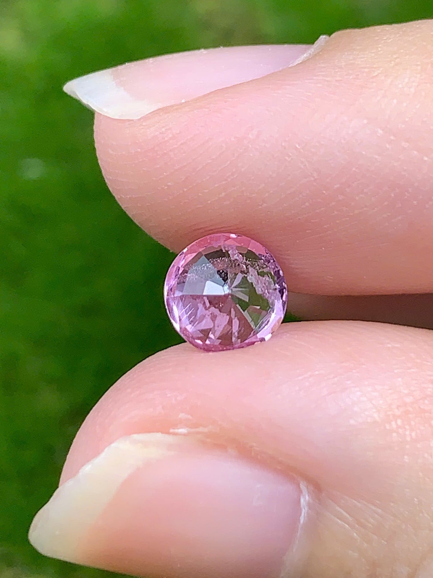 Natural purple spinel LucYen 0.80ct - 12092512