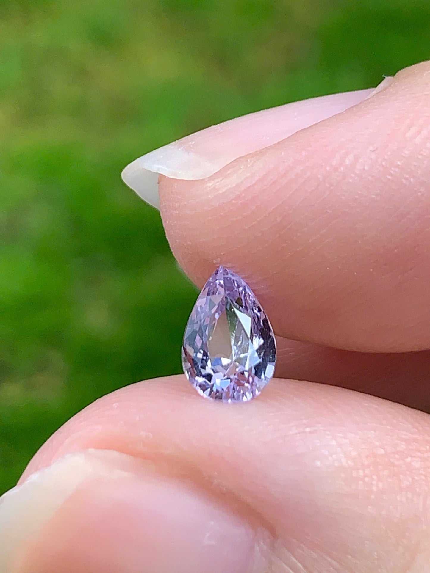 Natural Spinel LucYen 0.64ct - 13092505+