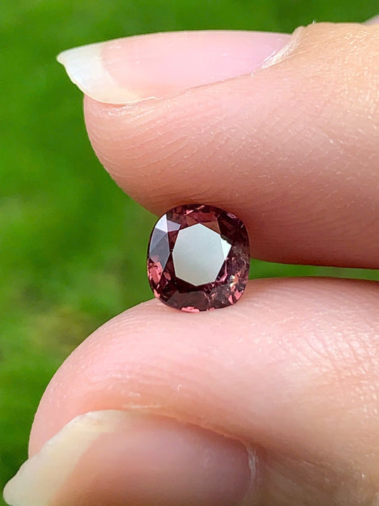 Natural spinel LucYen 0.81ct - 13092513