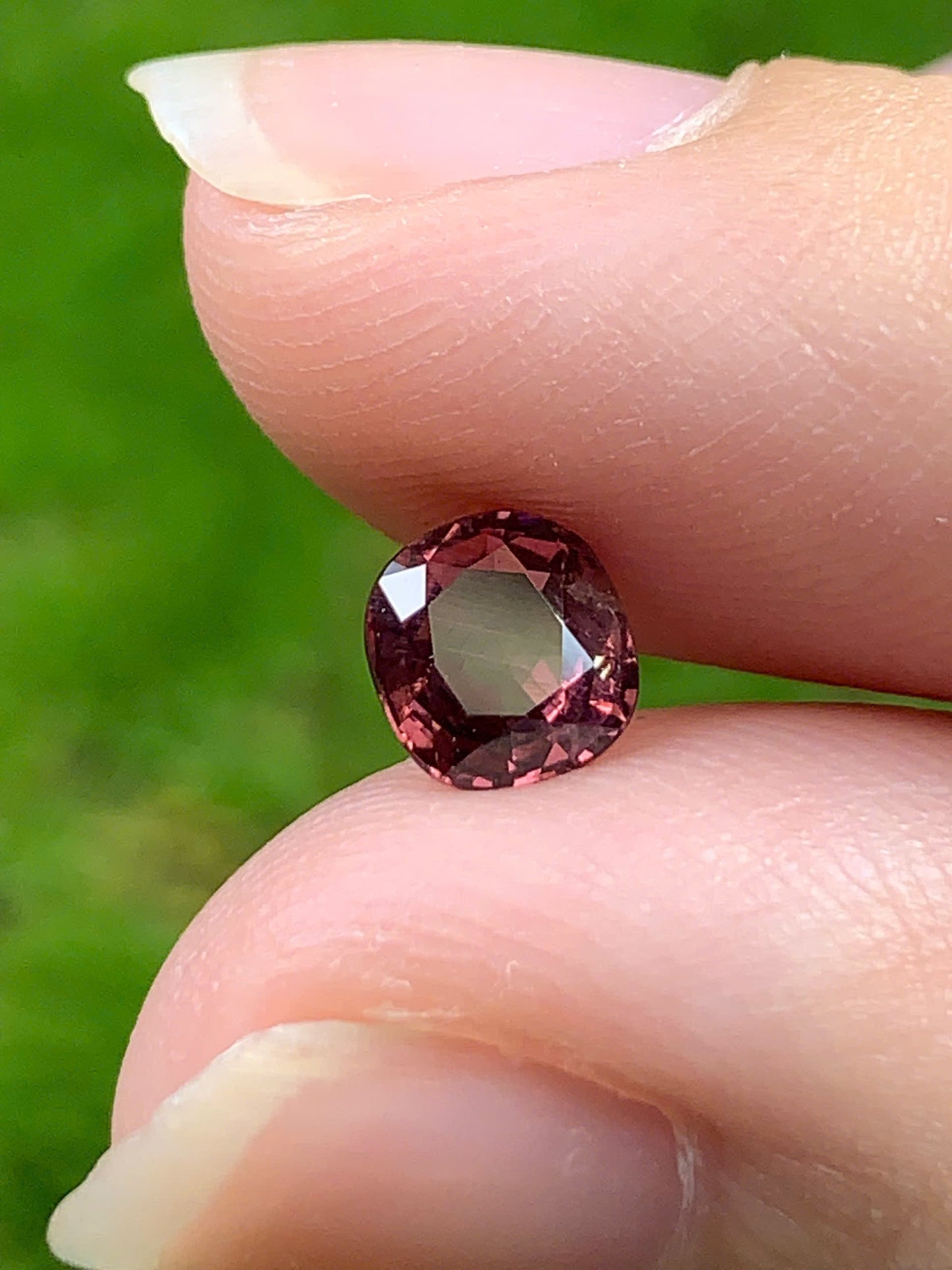 Natural spinel LucYen 0.81ct - 13092513