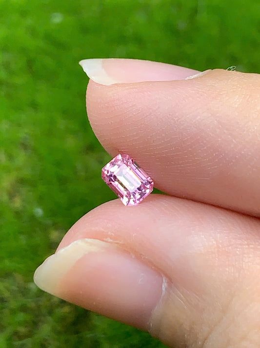 Natural pink spinel LucYen 0.4ct - 13092515